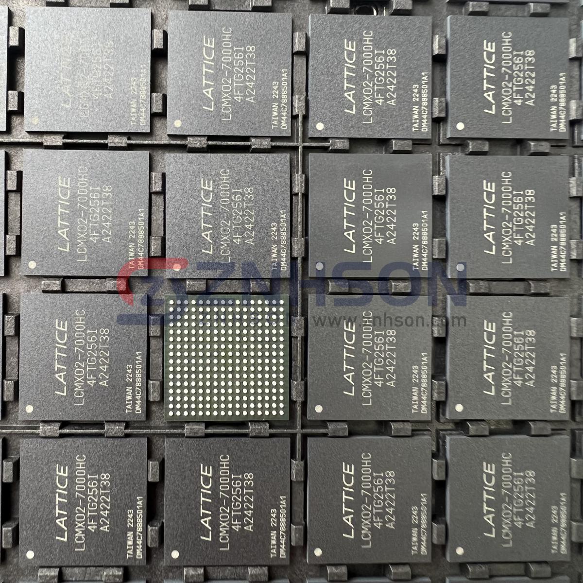 LCMXO2-7000HC-4FTG256I